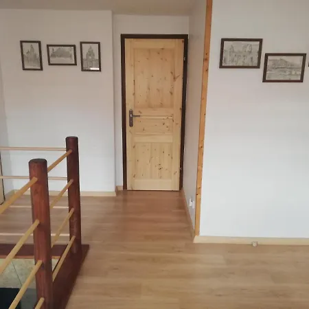 -am Alten Dorfplatz- *