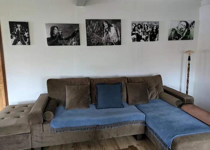 -am Alten Dorfplatz- 別荘 *