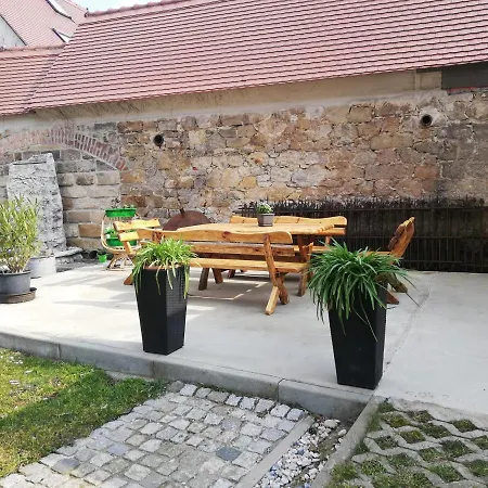 بيت للعطل -am Alten Dorfplatz-