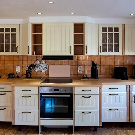 -am Alten Dorfplatz- دريسدن